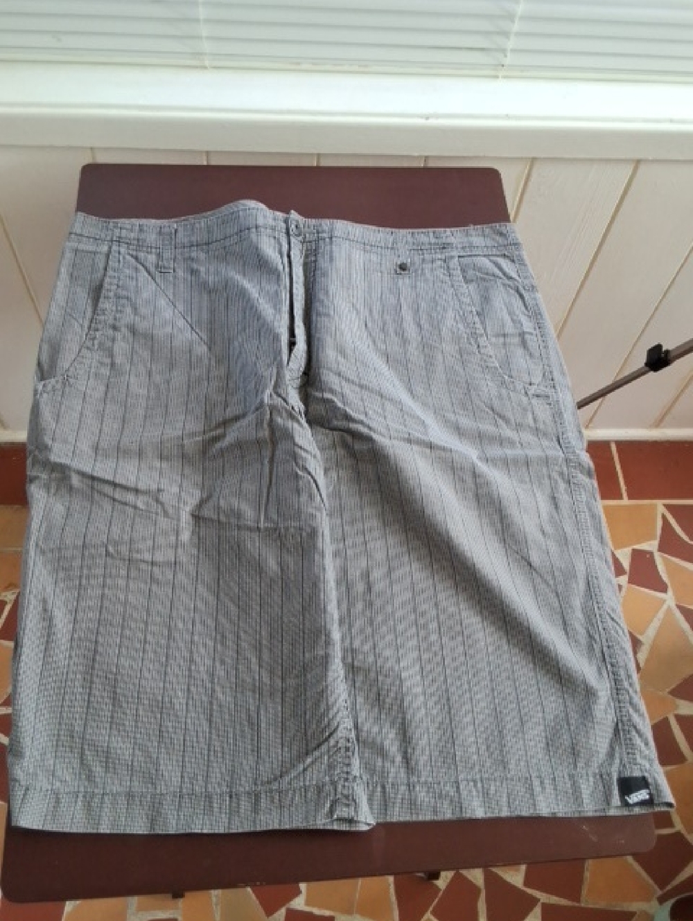 Vans Men's Light Gray Pinstripe Flat-Front Shorts